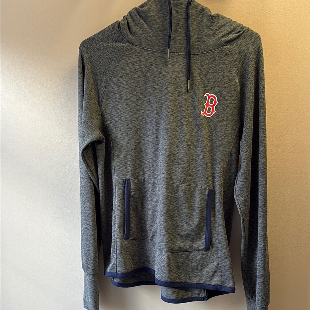 EUC Fanatics Boston Red Sox Lightweight hoodie